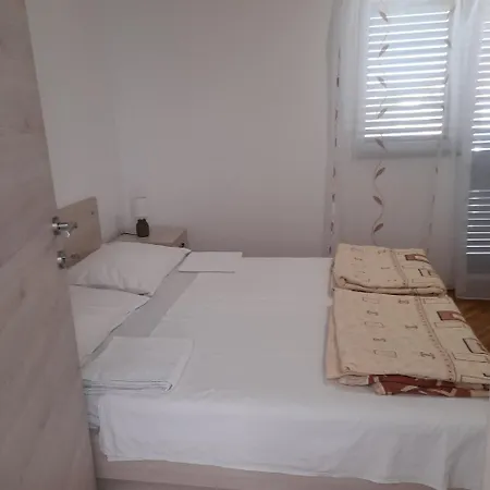 Antica Boric 139 * Lopar
